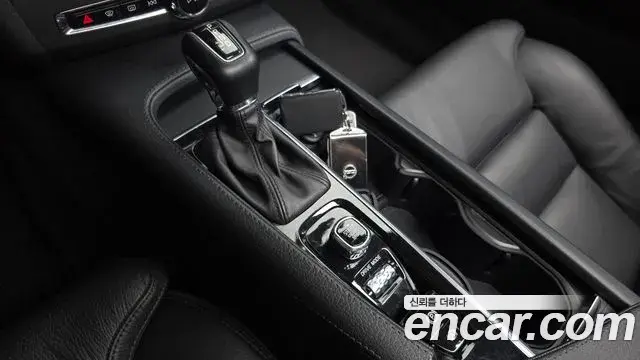 Volvo V90 Cross Country 2018 — Şəkil 3/32