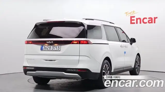 Kia Carnival 2022 — Фото 2/20