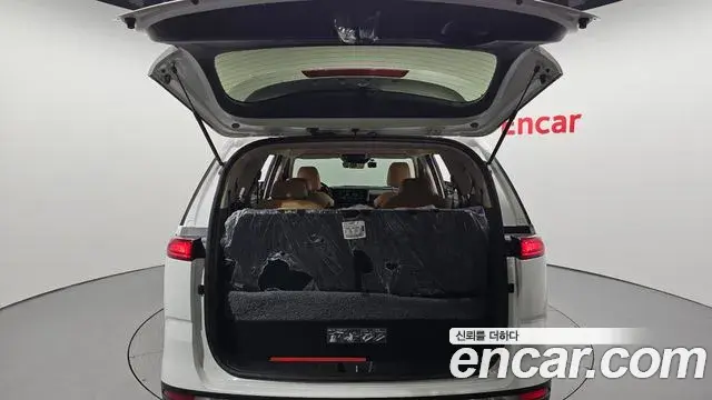 Kia Carnival 2022 — Фото 20/20