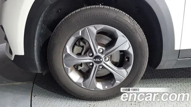 Kia Seltos 2022 — Photo 11/31