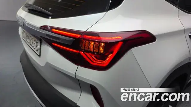 Kia Seltos 2022 — Photo 22/31