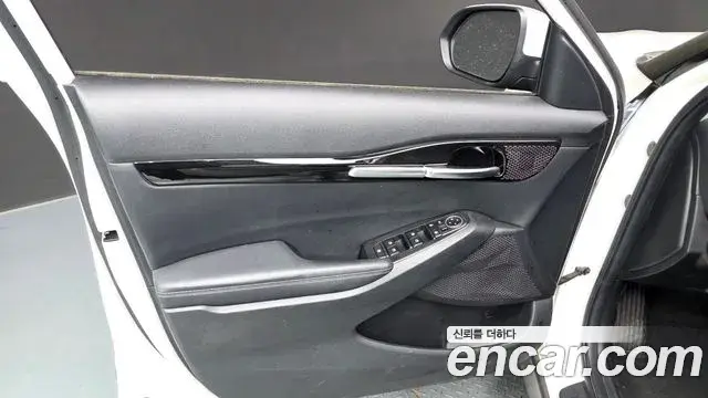 Kia Seltos 2022 — Photo 19/31