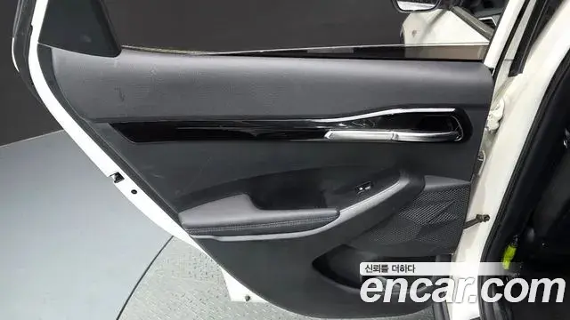Kia Seltos 2022 — Photo 31/31