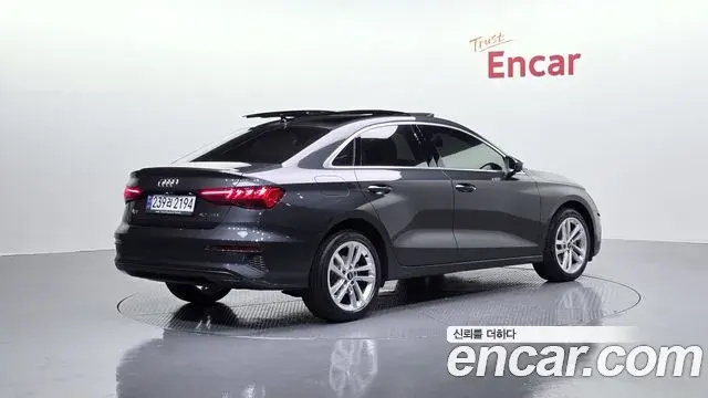 Audi A3 2023 — Şəkil 15/32