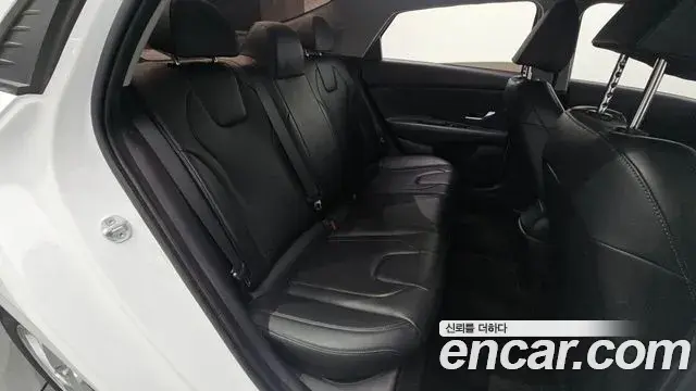 Hyundai The New Avante Hybrid 2021 — Şəkil 12/31