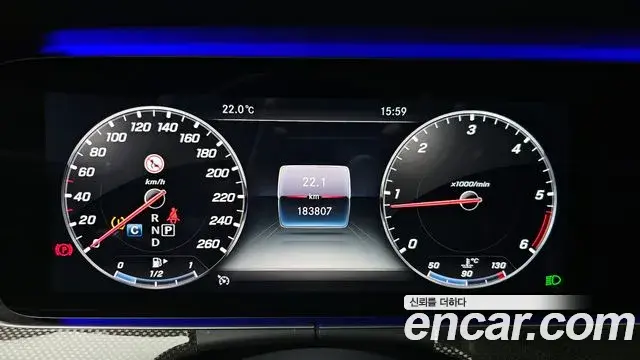 Mercedes-Benz CLS-Class 2019 — Photo 11/20