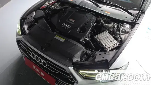 Audi A6 2021 — Şəkil 31/33