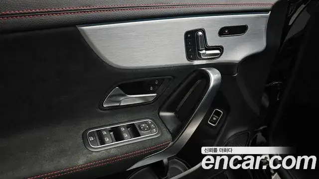 Mercedes-Benz CLA-Class 2021 — Фото 17/20