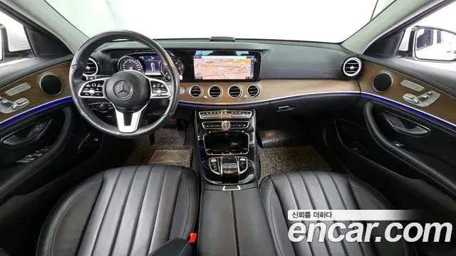 Mercedes-Benz E-Class 2019 — Şəkil 2/20