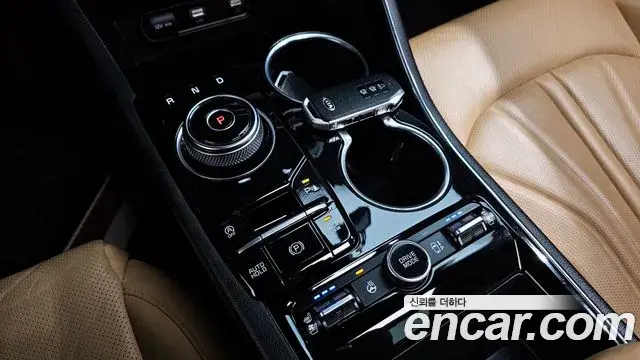 Kia K5 2021 — Фото 9/20