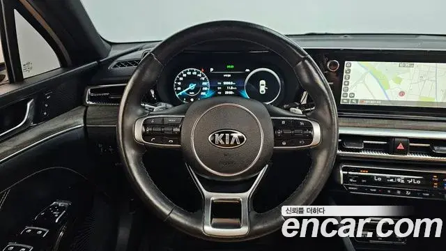 Kia K5 2021 — Фото 14/20