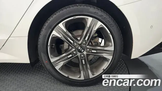 Kia K5 2021 — Photo 30/42