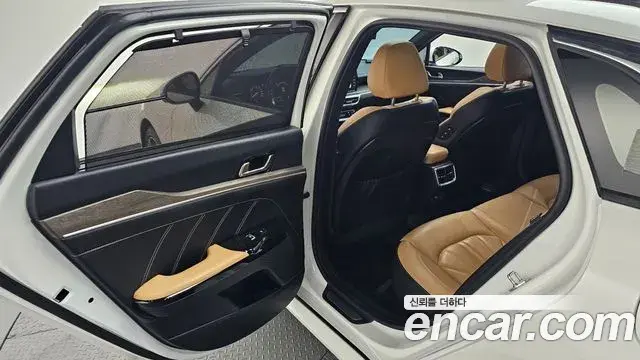 Kia K5 2021 — Photo 15/42
