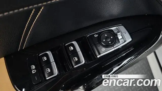 Kia K5 2021 — Photo 4/42
