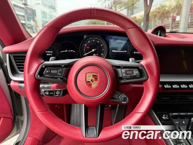 Porsche 911 2023 — Şəkil 14/20