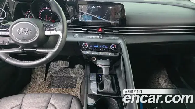 Hyundai The New Avante Hybrid 2022 — Photo 4/30