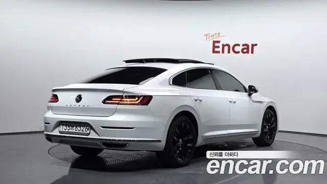 Volkswagen Arteon 2019 — ფოტო 10/32