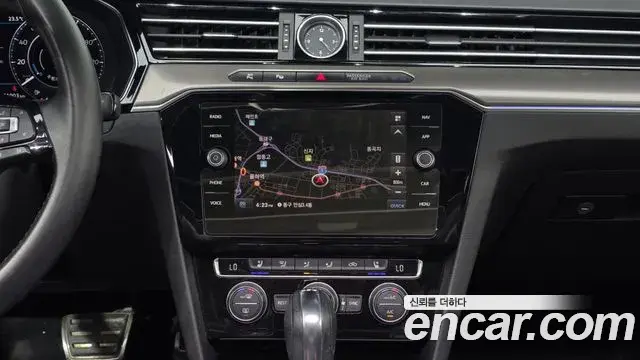 Volkswagen Arteon 2019 — ფოტო 7/32