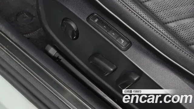 Volkswagen Arteon 2019 — ფოტო 20/32
