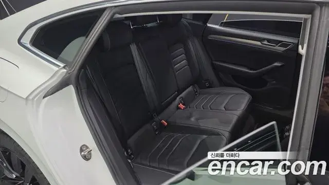 Volkswagen Arteon 2019 — ფოტო 12/32