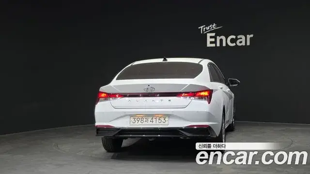 Hyundai The New Avante Hybrid 2021 — ფოტო 1/30
