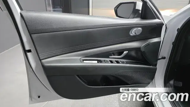 Hyundai The New Avante Hybrid 2021 — ფოტო 29/30