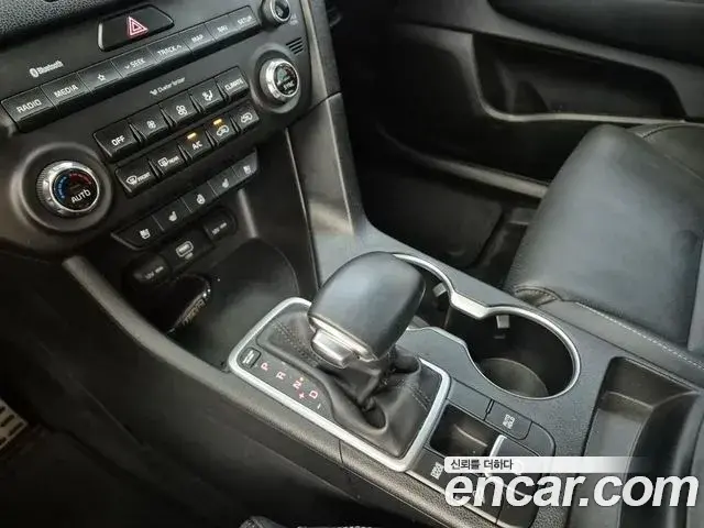 Kia Sportage The Bold 2020 — Photo 4/20