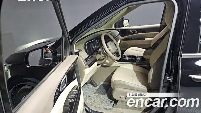 Kia Carnival 2020 — Фото 10/20