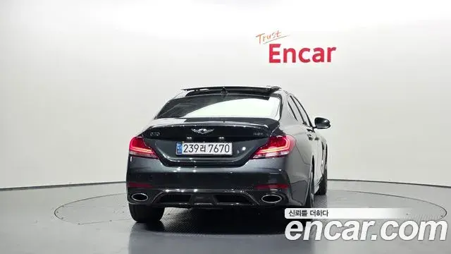 Genesis G70 2018 — Şəkil 8/35