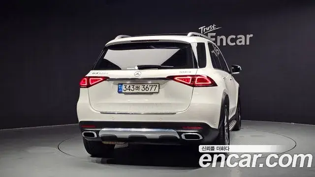 Mercedes-Benz GLE-Class 2022 — ფოტო 20/20