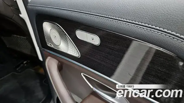 Mercedes-Benz GLE-Class 2022 — ფოტო 11/20