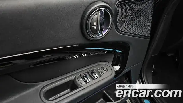 Mini Cooper Countryman 2024 — Photo 17/20