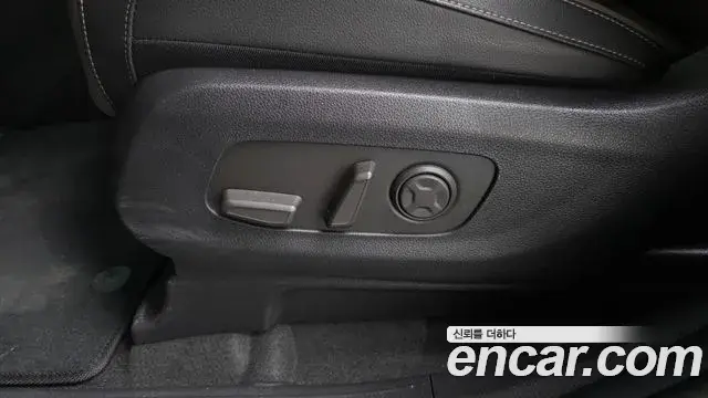 Kia Carnival 2024 — Фото 20/20