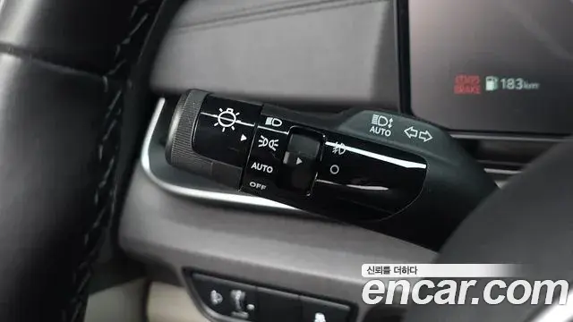 Kia Carnival 2024 — Şəkil 33/33
