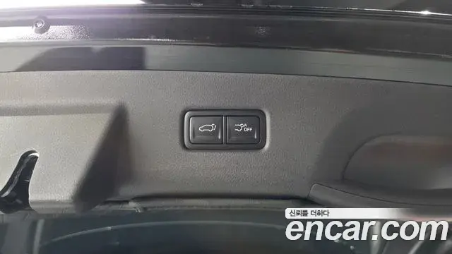 Kia Carnival 2024 — Şəkil 23/33