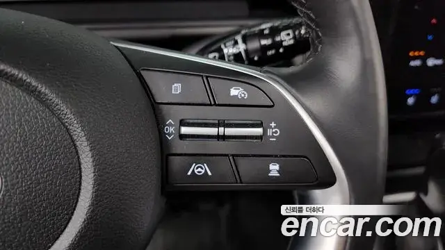 Hyundai Staria 2025 — Şəkil 17/20