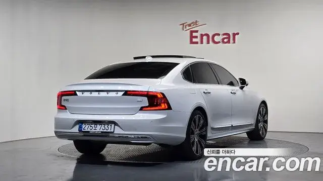 Volvo S90 2022 — Şəkil 26/34