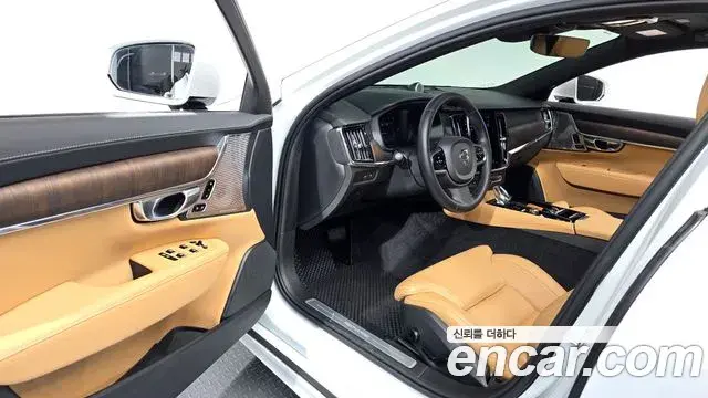 Volvo S90 2022 — Şəkil 28/34