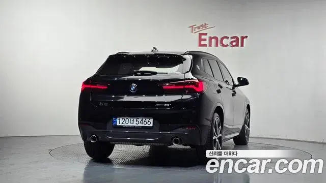 BMW X2 2022 — Şəkil 7/20