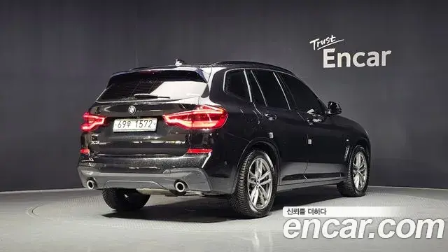 BMW X3 2018 — Фото 2/20