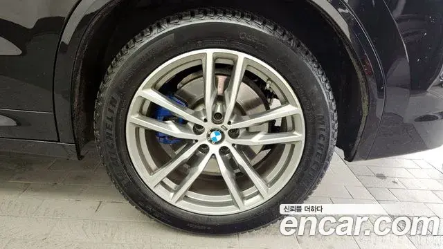 BMW X3 2018 — Photo 7/35