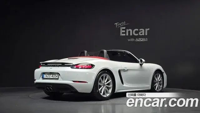 Porsche 718 Boxster 2018 — Фото 1/20