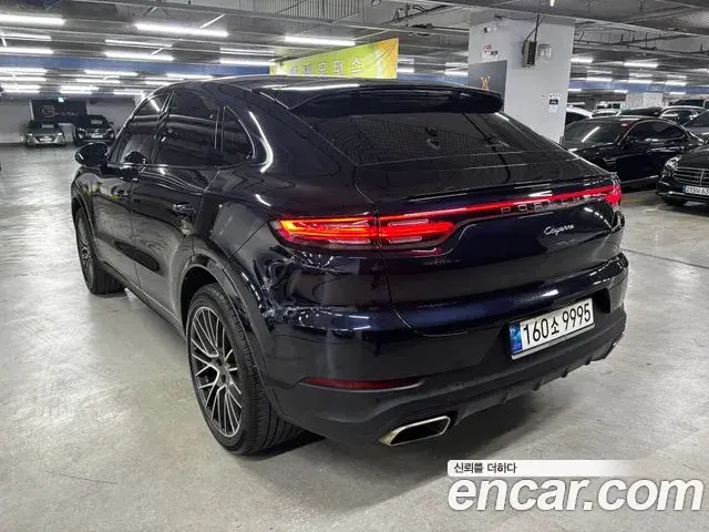 Porsche Cayenne 2021 — Şəkil 18/19