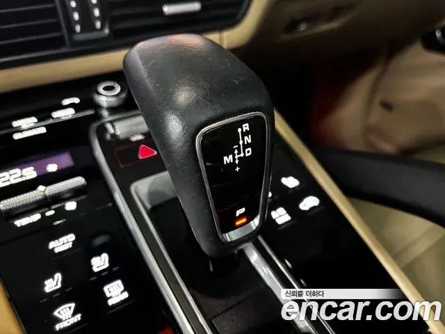 Porsche Cayenne 2021 — Şəkil 9/19