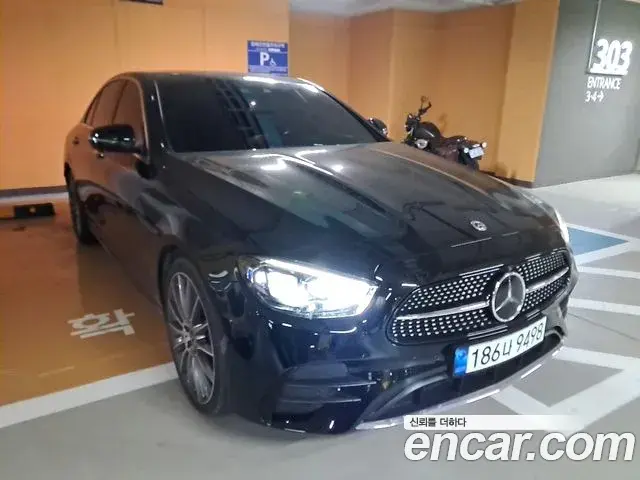 Mercedes-Benz E-Class 2021 — Фото 3/18