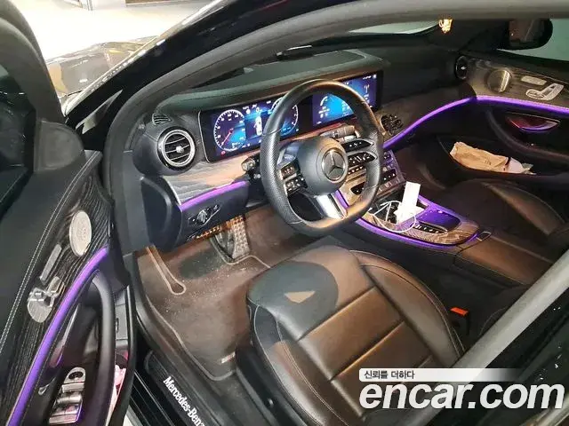 Mercedes-Benz E-Class 2021 — Фото 14/18
