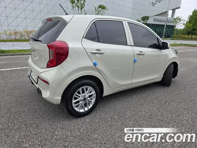 Kia Morning Urban 2022 — Photo 3/20
