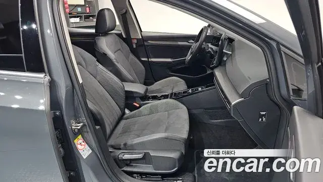 Volkswagen Golf 2026 — Şəkil 30/37