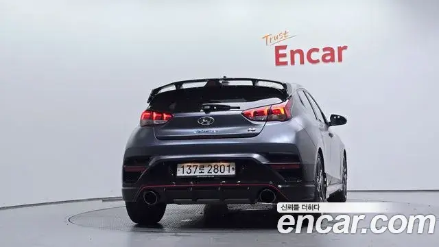 Hyundai Veloster 2021 — Фото 4/20