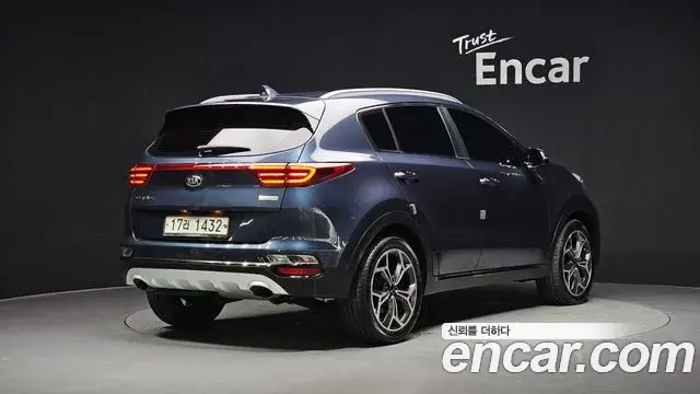 Kia Sportage The Bold 2019 — ფოტო 20/32